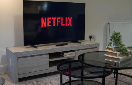 Glory Homes- City centre apartment , sleeps 7 with parking & WiFi - Foto 21