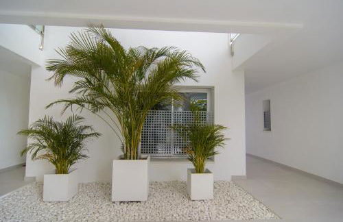 Belaire 4 bedroom apartment - Photo 28