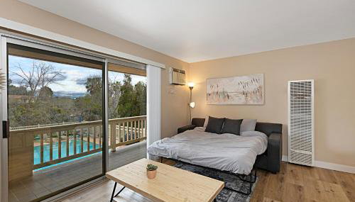 Charming 2 Room La Mesa Casita w/ Pool, BBQ & Yard - Foto 4