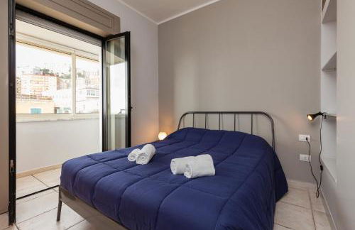 Bright Rooftop by Napoliapartments - Foto 3