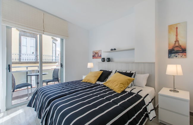 Santa Cruz Downtown Apartment, Luminosidad, Confort y Estilo - Foto 5