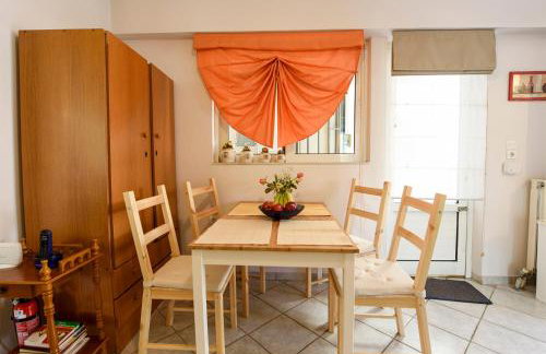 Mother's House - Photo 12