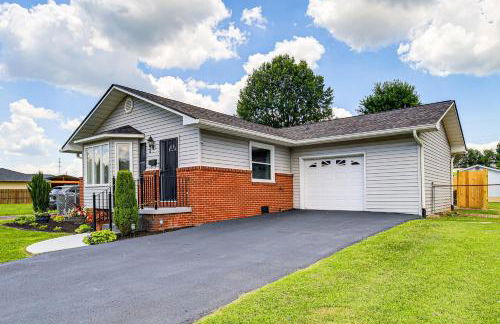 Retreat with Fenced Backyard in Kingsport! - Foto 29