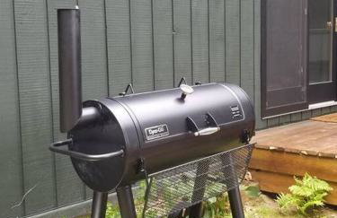 Smitten in da Mitten - 18 acres, Arcades, High Spd Web, Hot Tub, Pond! - Foto 9