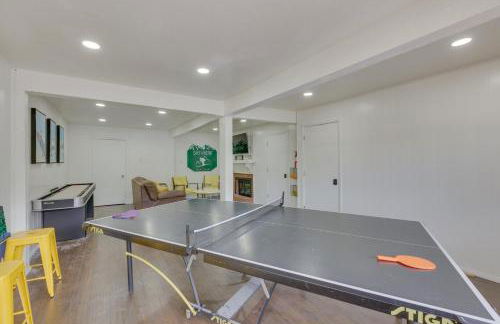 Red River Condo with Deck Walkable Location! - Photo 30