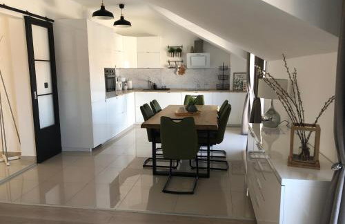 APARTMENT DEANA - Photo 8