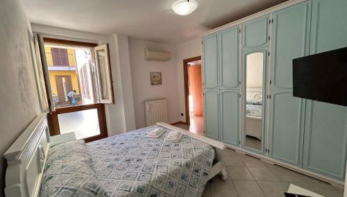 Apartment near castle - Foto 5, wardrobe