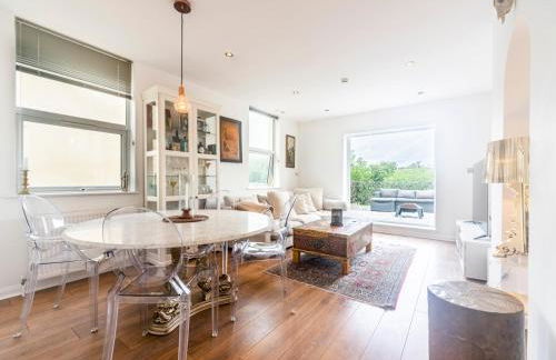 Luxurious Flat with Large Private Terrace - Pass the Keys - Foto 1