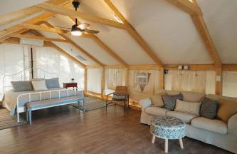 Lakefront Glamping Safari Tent 5 The Hummingbird - Foto 22