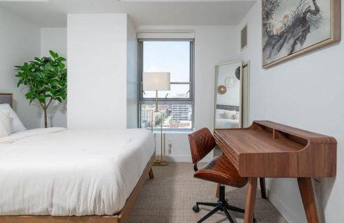 Central Square 3BR Condo with Downtown View Gym and Parking - Foto 56