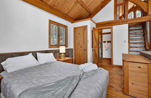 Cozy Mountain Retreat with Hot Tub & Fire Pit - Foto 41