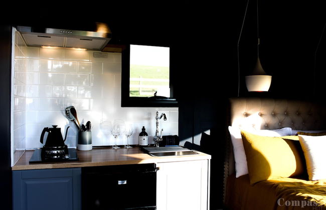 Compass Hut - Photo 31