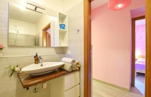 Gorgeous Apartment In Solferino - Foto 18