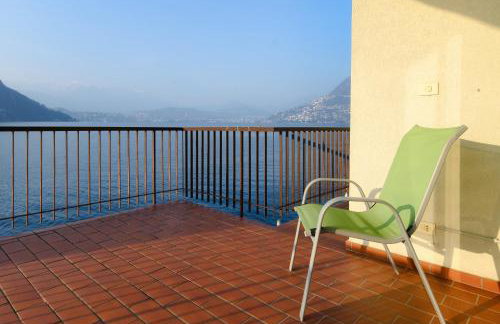 Casa Cotima by Quokka 360 - Lakefront Terrace In Campione - Foto 32