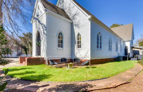 Newry Retreat in Converted Church with Shared Patio! - Foto 24