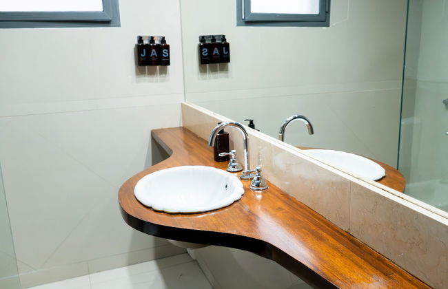 Moreno 820 by DOT Suites - Photo 36