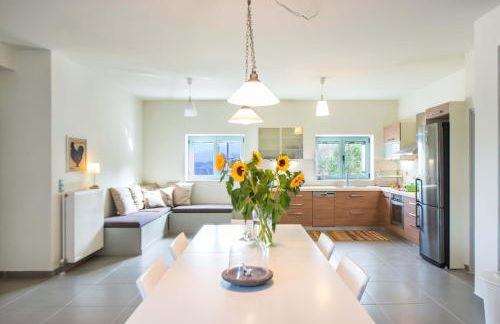 Villa Serenis - Photo 14