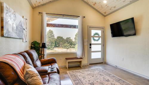 Recently Built Cabin with Pavilion in Granbury! - Foto 5