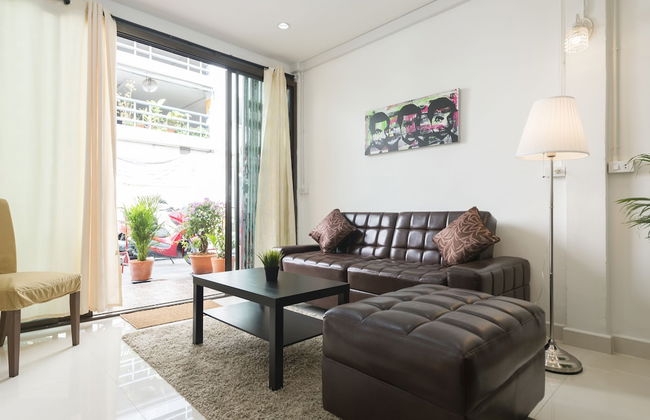 Cozy TownHouse HuaLampong - Photo 12