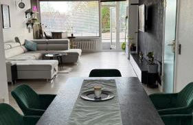 Modern & Cozy Cologne Apartment with Fireplace & Balcony - Foto 18