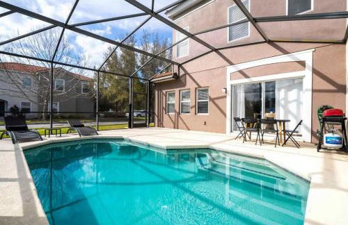 Four Bedroom w/ Screened Pool Close to Disney 4572 - Foto 4