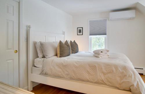 1 Mi to Sand! Mid-Cape Chatham with Furnished Deck - Foto 19