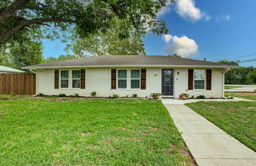 Casablanca Waco 5 mins from Baylor and Magnolia with Hot Tub,Firepit, Pet Friendly - Foto 4