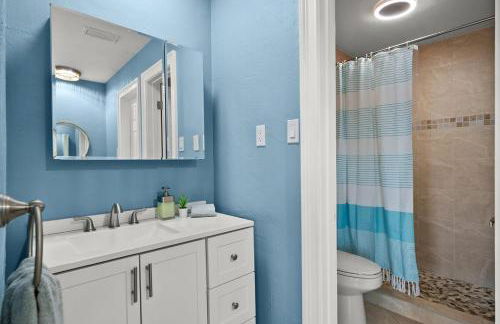 Casa Azul - Waterfront, Hot Tub, Sauna, Heated Pool, Mini Golf, Arcade - Foto 39