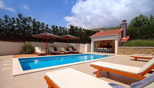 VILLA STOZAK, private heated pool, cinema room and sauna, 7 km from beach - Foto 3