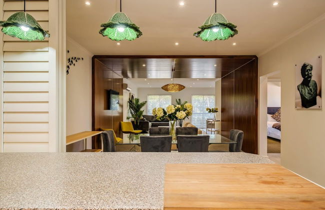 Contemporary Apartment Close to the Radisson Majolica - Photo 6