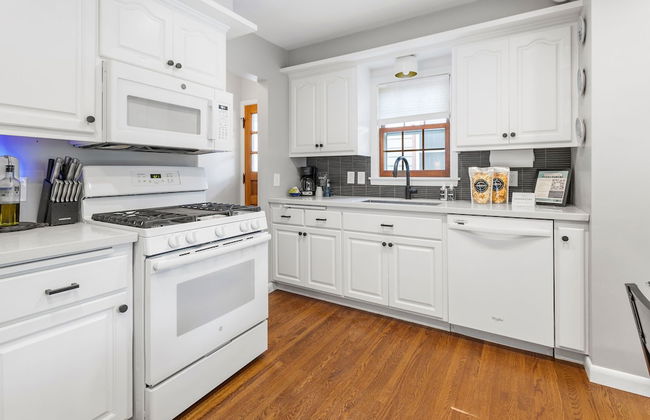 Parkway Cottage - Photo 18