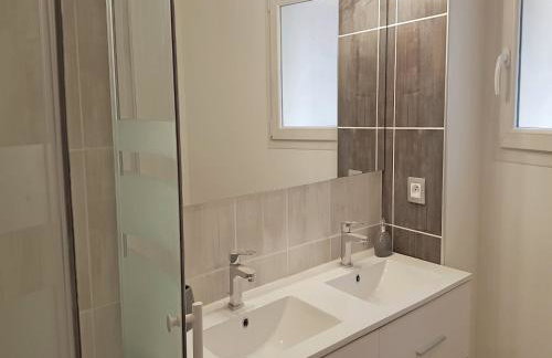 Peaceful Poolside Escape - Foto 20