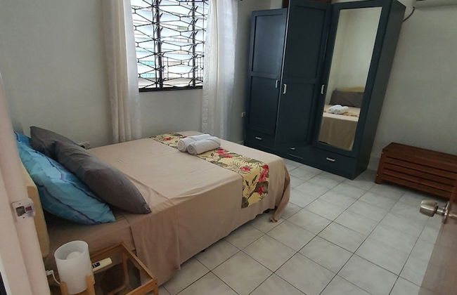 Axis Apartments - Photo 8