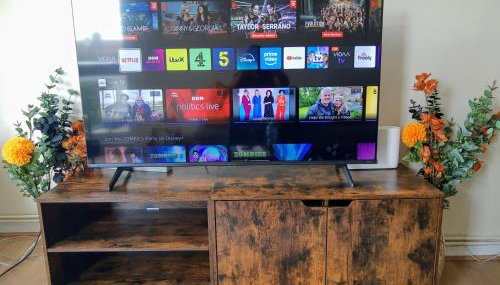 Vauxhall Central - Spacious 3-Bed Serviced Apartment- Balcony-Free Parking - Lift - Sleeps 7 - Foto 5