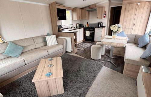 Rockley Park Poole caravan-3Bed-On site Activities - Photo 3