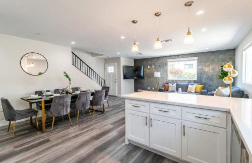 Modern 4BR Stay Premium Beds & Full Kitchen - Foto 22