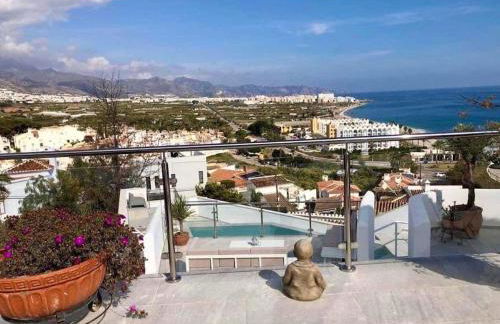 Modern Villa + Infinity Pool. Best views in Nerja! - Foto 11