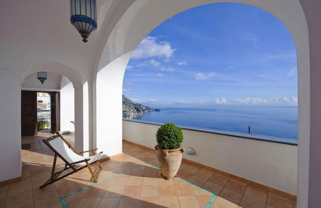 Casa Elena - In the Center of Praiano Parking Panoramic Hot tub - Photo 2