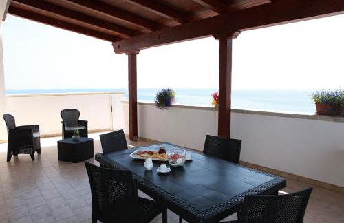 Casa Vacanze Fronte Mare - Foto 1