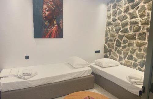 Latramys Suites - Photo 21