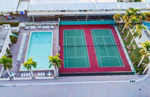 Palm Bay Club 7th-Floor Oceanfront Condo on Private Beach - Foto 20