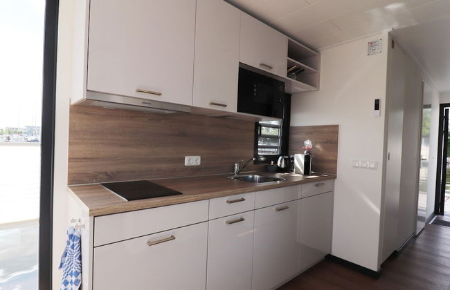 Houseboat in Lemmer With Harbor Views - Foto 8