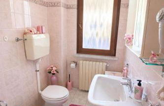 Casa Rosalia cozy holiday apartment by Gardadomsumea - Foto 12