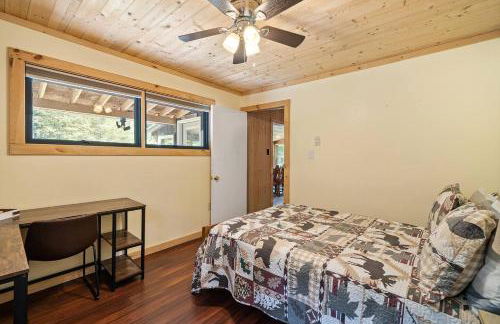 Linville Gorge Cottage with Hot Tub - Photo 13