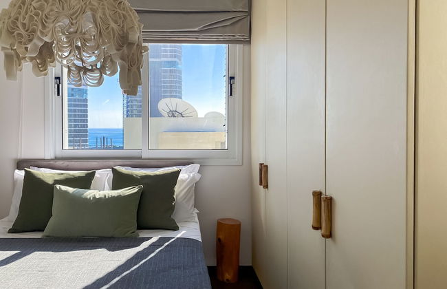 Phaedrus Living: Erato Luxury Penthouse - Photo 10