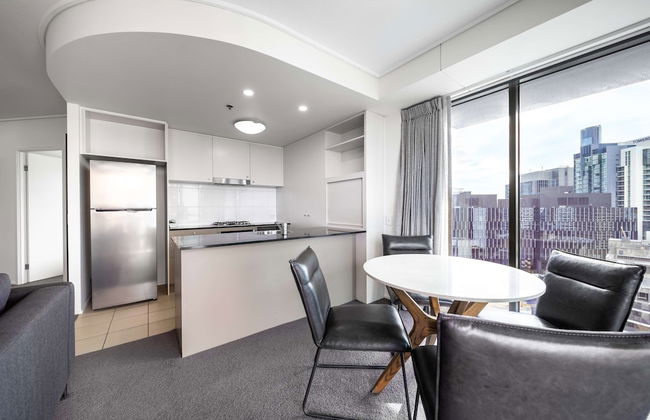 Oaks Brisbane on Felix Suites - Photo 10