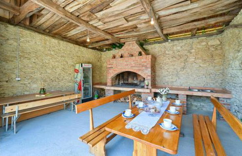 Awesome Home In Breznicki Hum - Foto 18