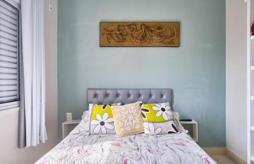 Dois Quartos, Sacada com Churrasqueira, a 400 MTS do Projeto Tamar e 800 MTS do Aquário - Foto 27