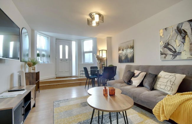 Southsea Apartment-Parking-Pool-Hot tub - Foto 13