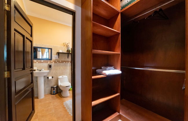 Espectacular casona con alberca y jardines - Foto 2